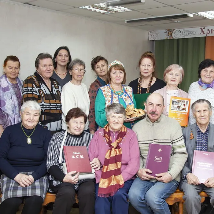 ЗАПИСКИ РОДОВЕДА. ДОРОГИХ ГОСТЕЙ ВСТРЕЧАЛИ, НА ВОПРОСЫ ОТВЕЧАЛИ...
