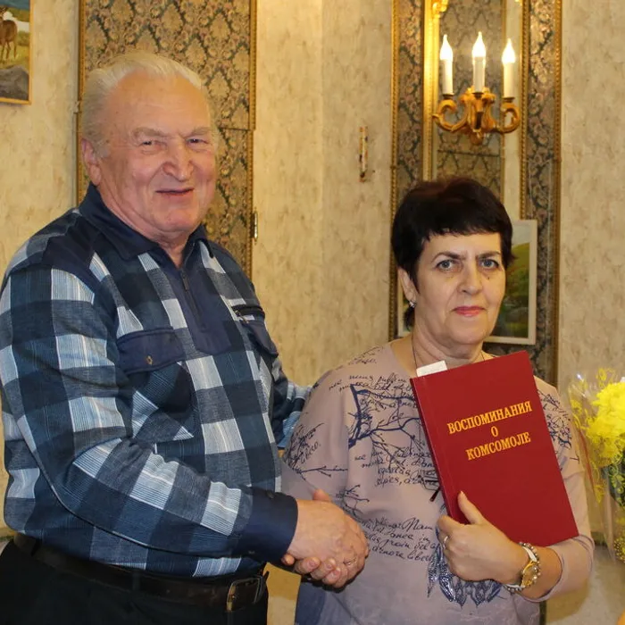 АРХИВ КЛУБА "РОДОВОЕ ГНЕЗДО"